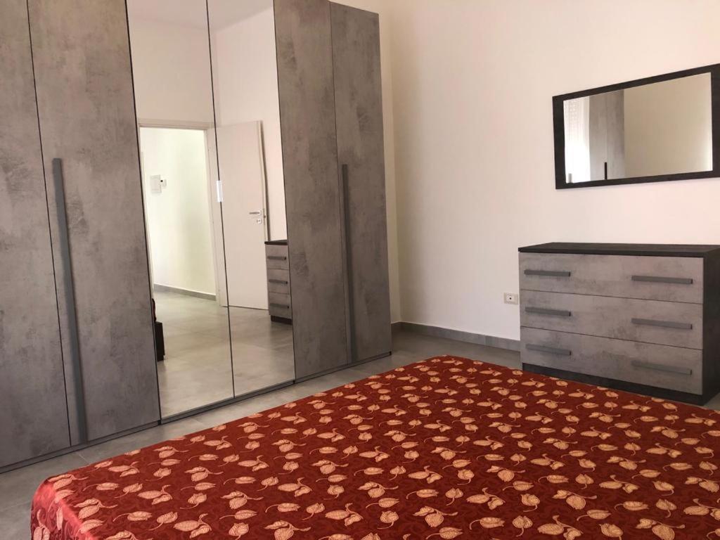 Hotel Est Пьомбино Экстерьер фото